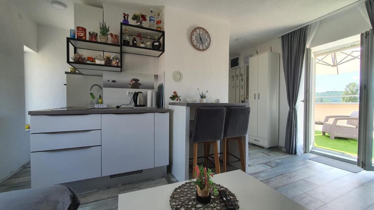 Apartman Kovacic - Knin Eksteriør billede